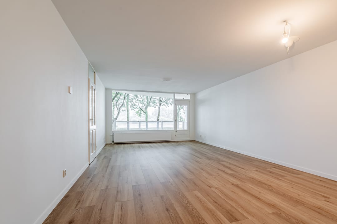 Photo 7 of Zeezigt 120