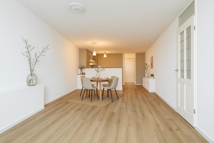 Photo 11 of Zeezigt 120