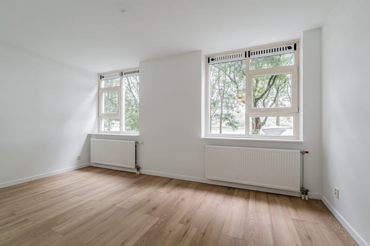 Photo 21 of Zeezigt 120