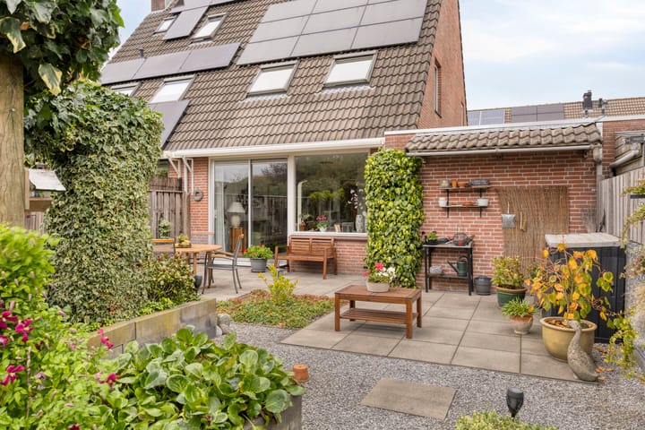 Photo 28 of Torenlaan 35