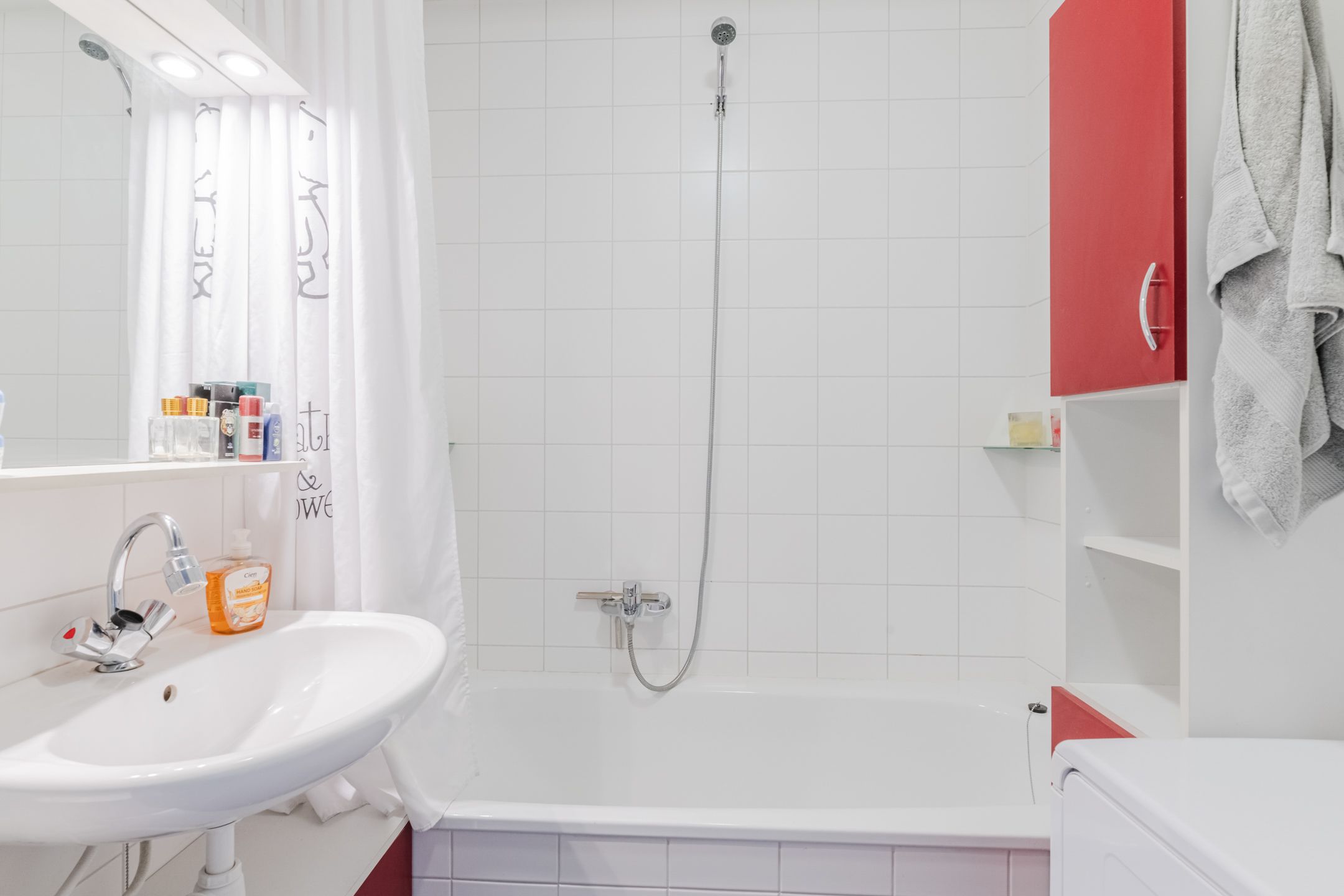 Foto 15 van Hoogvensestraat 81-F