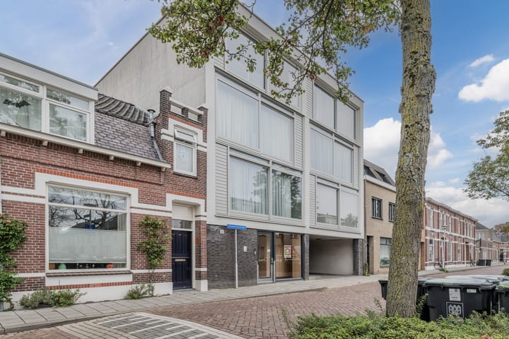 Foto 23 van Hoogvensestraat 81-F