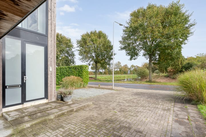 Foto 71 van Ampère 7