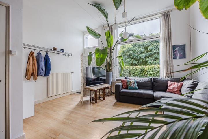 Foto 13 van Bredaseweg 241