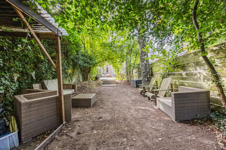 Foto 36 van Bredaseweg 241