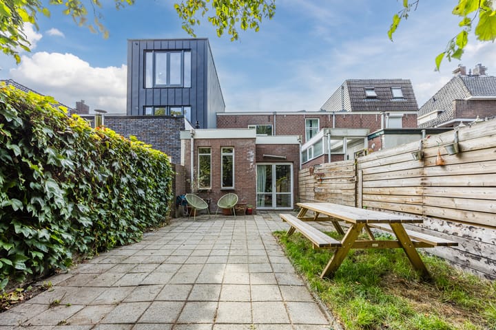 Foto 37 van Bredaseweg 241