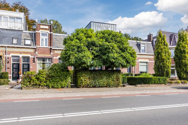 Foto 47 van Bredaseweg 241