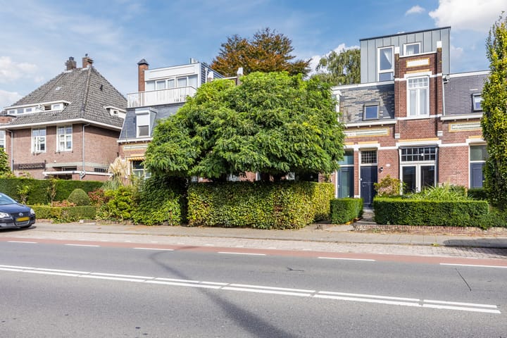 Foto 48 van Bredaseweg 241