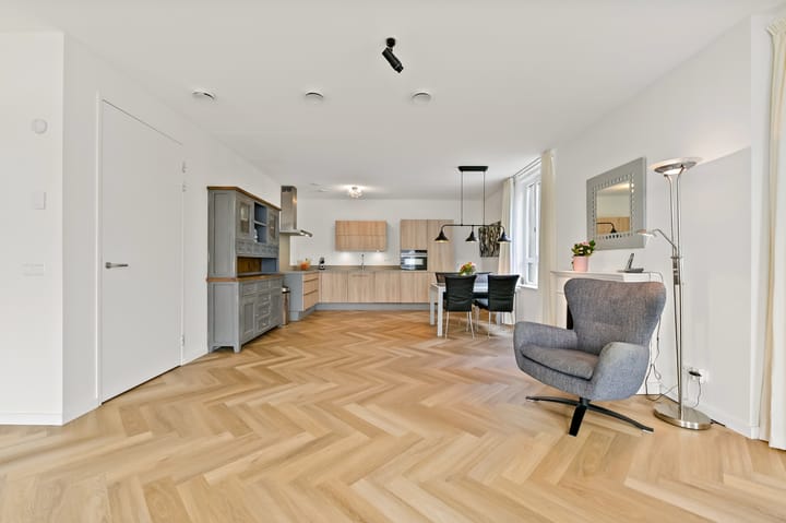 Foto 24 van Koningin Marialaan 21-N