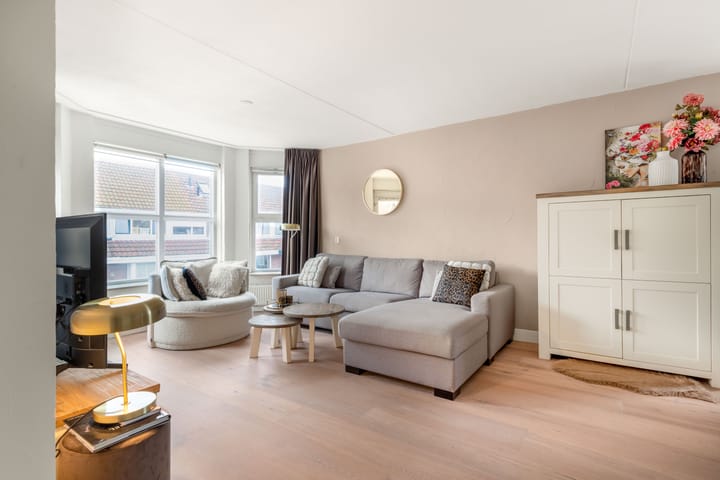 Foto 3 van Marga Klompélaan 3