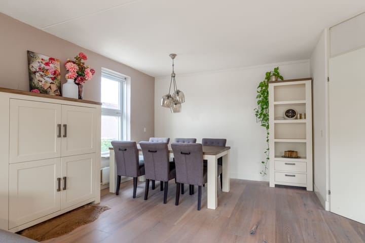 Foto 9 van Marga Klompélaan 3