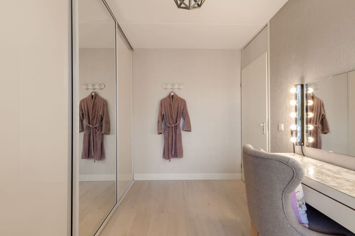 Foto 19 van Marga Klompélaan 3