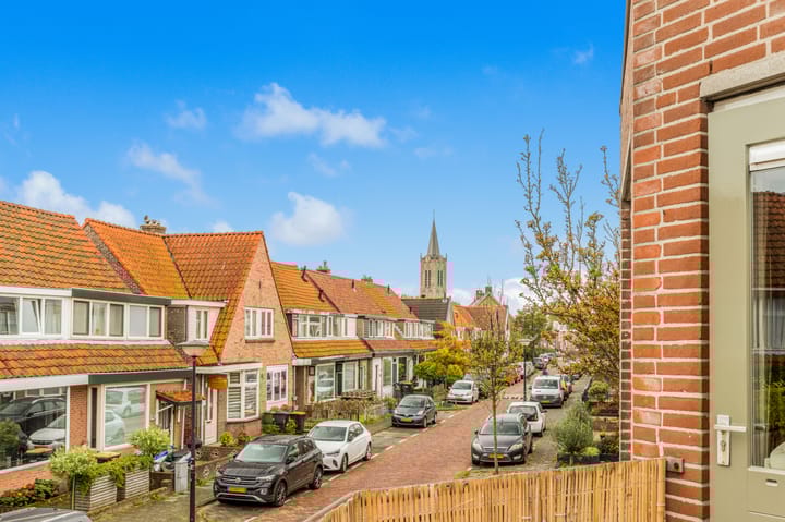 Foto 23 van Marga Klompélaan 3