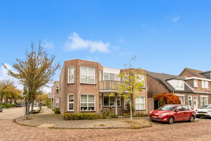 Foto 27 van Marga Klompélaan 3