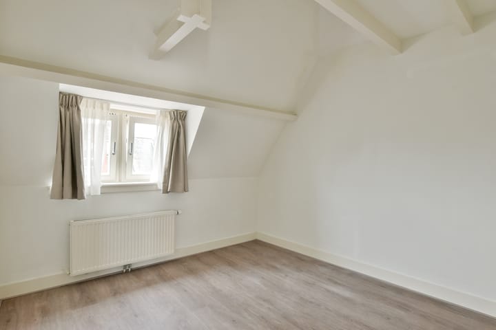 Foto 10 van Leidsekruisstraat 22-3