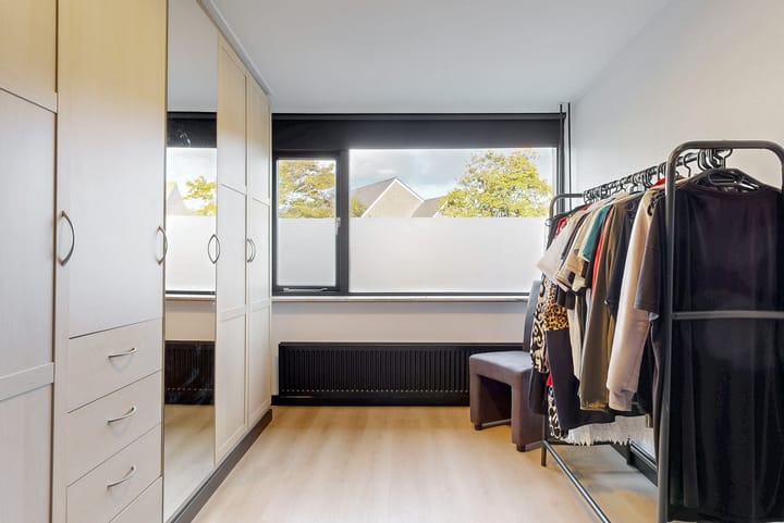 Foto 21 van Heemskerkerweg 92