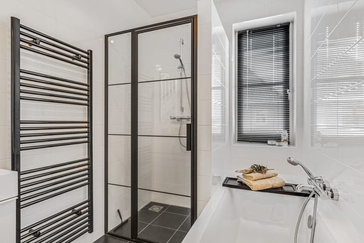 Foto 26 van Burgemeester R Tjalmastraat 1