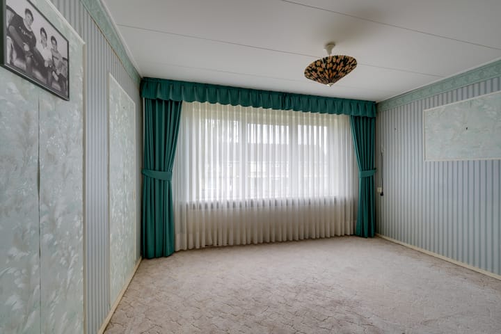 Foto 36 van Weegschaalstraat 32