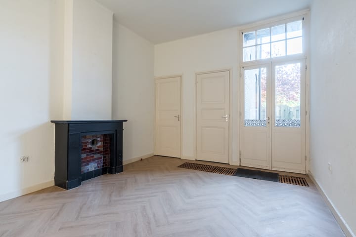 Foto 9 van Prins Hendrikstraat 8