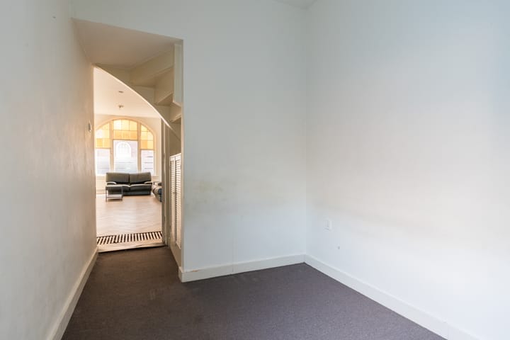 Foto 10 van Prins Hendrikstraat 8