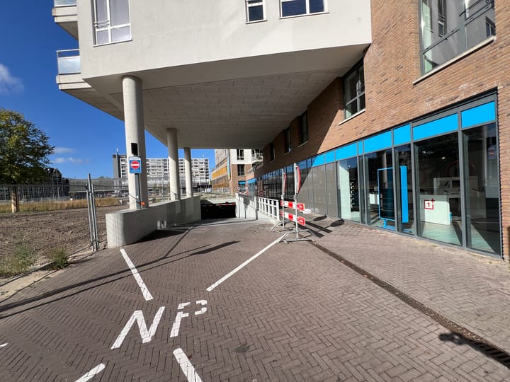 Foto 31 van Koningsplein 305