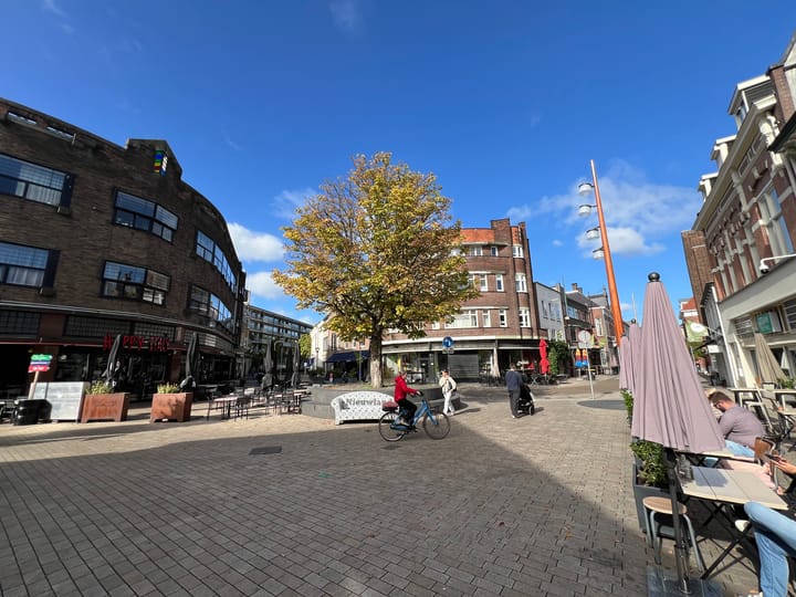 Foto 38 van Koningsplein 305