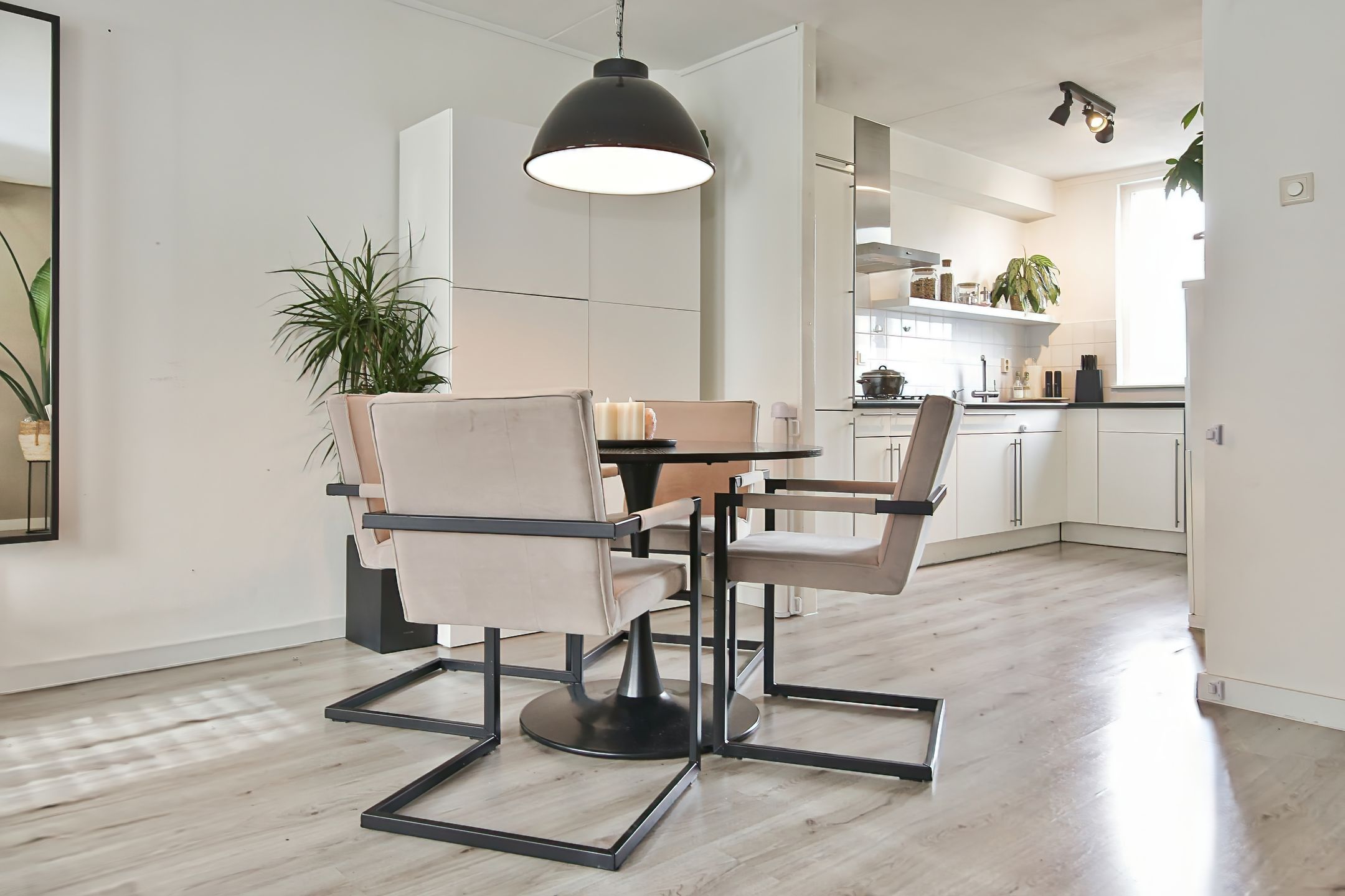 Foto 21 van Thomsonstraat 138