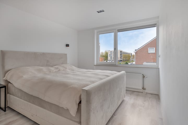 Foto 12 van Koningin Sophiastraat 1