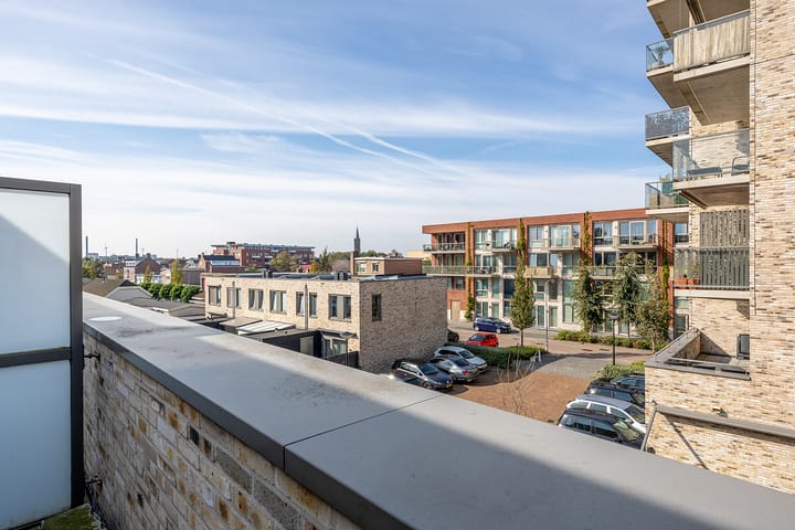 Photo 26 of Brink 59