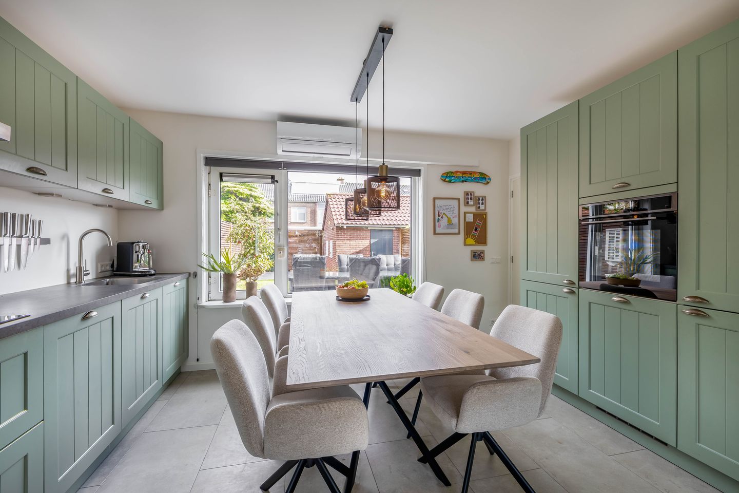 Photo 10 of Burgemeester Klinkhamerweg 48