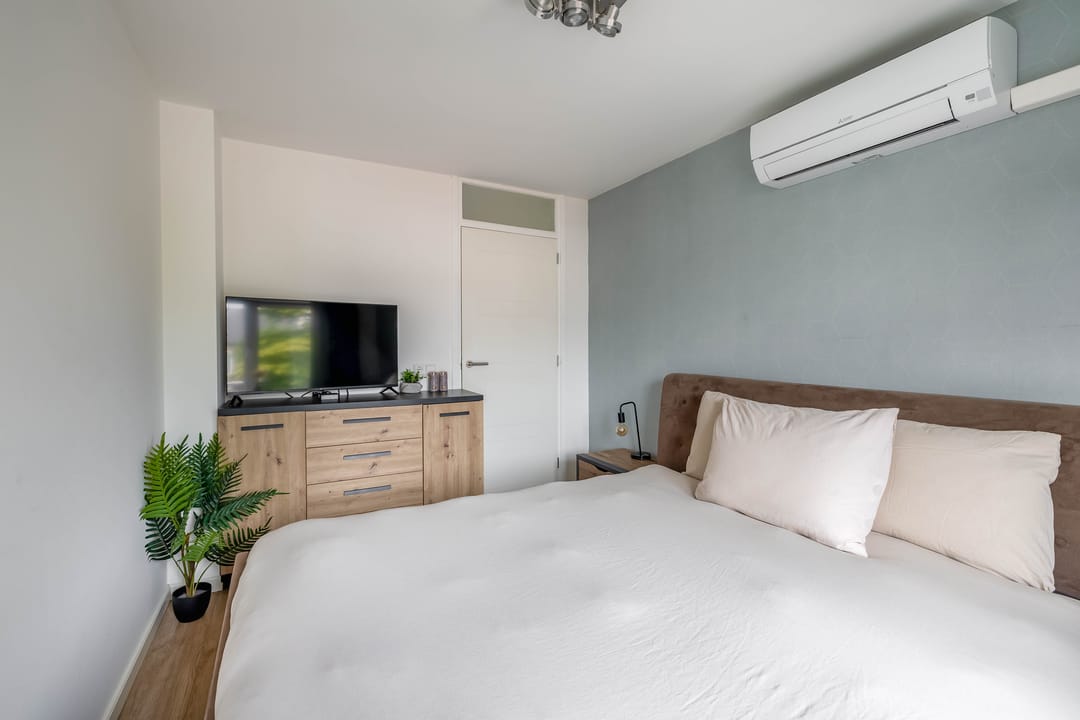 Photo 16 of Burgemeester Klinkhamerweg 48