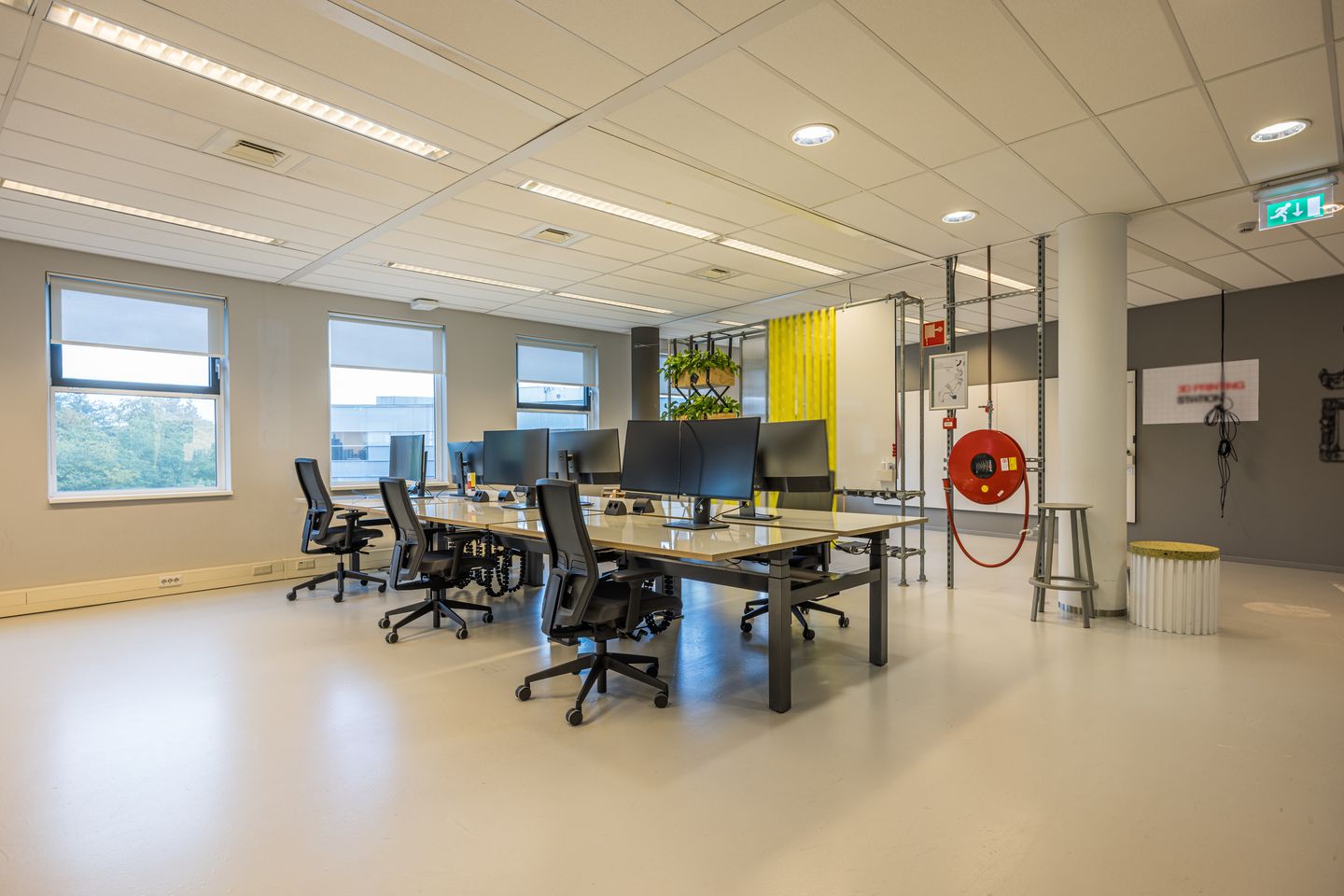 View photo 5 of Olympia 6-8