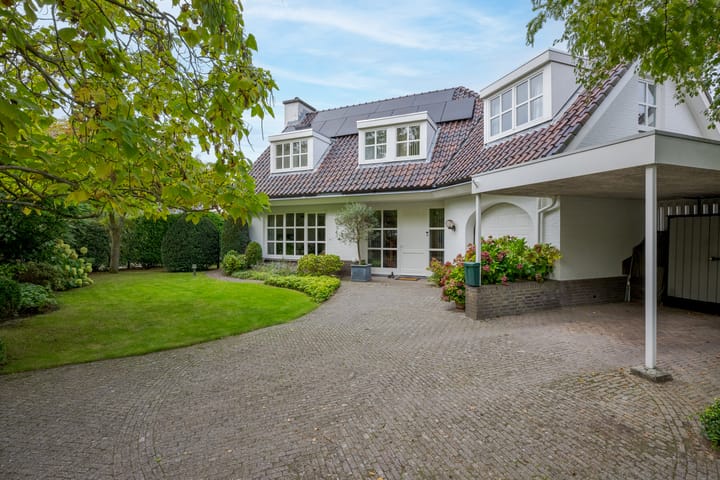 Achterpoelen 1 main image