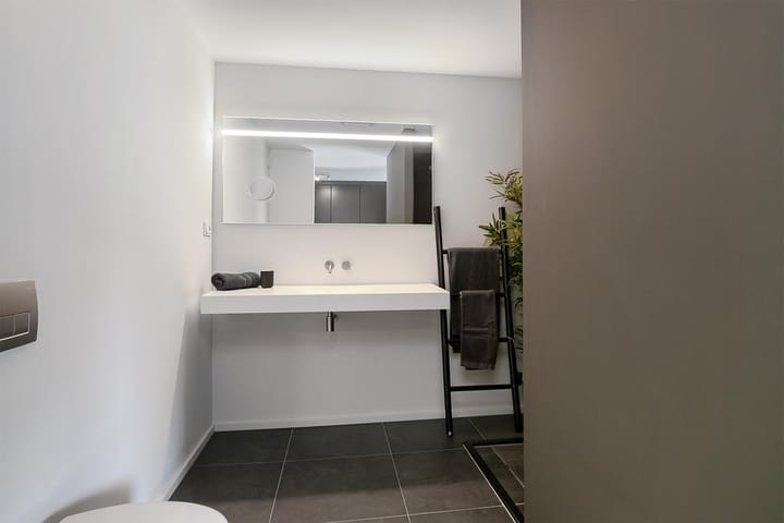 Photo 24 of Kralingseweg 5-D