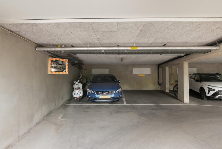 Photo 26 of Kralingseweg 5-D