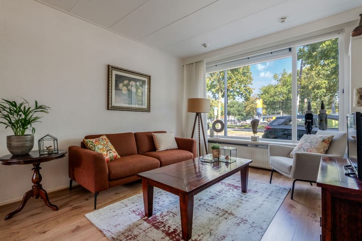 Foto 9 van Bisschop Willebrandlaan 83