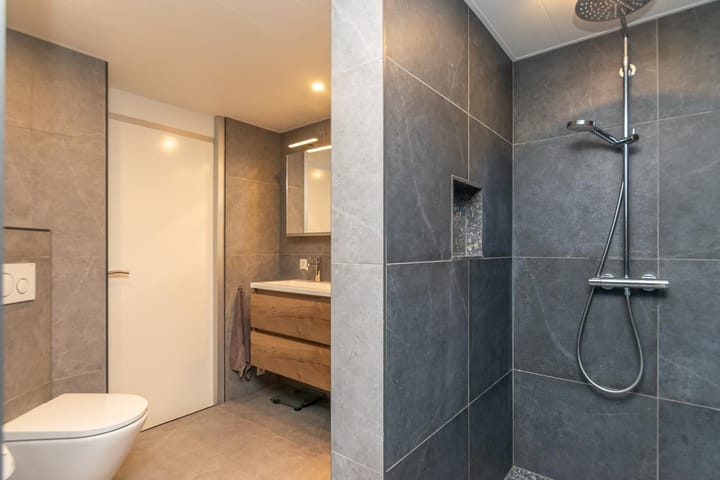 Foto 31 van Leeuweriklaan 104