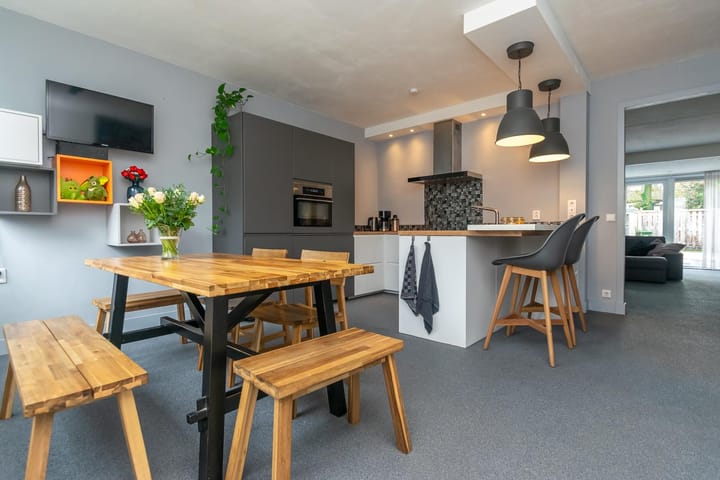 Foto 3 van Leeuweriklaan 104