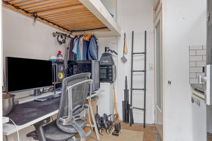 Foto 16 van Julianalaan 2-B