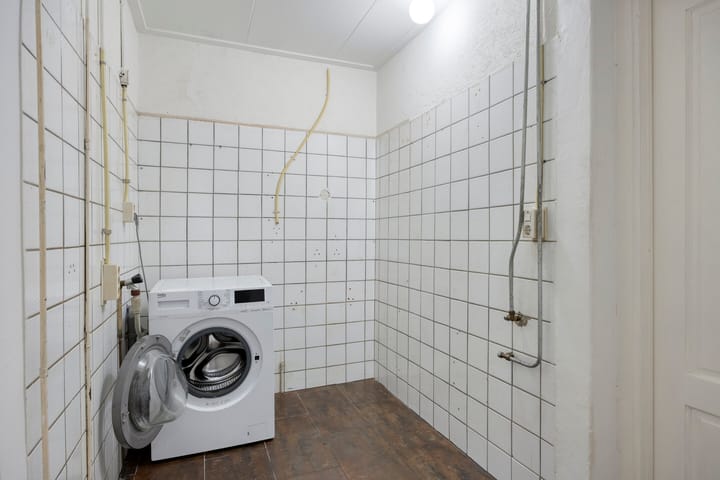 Photo 10 of Oranjestraat 15-A