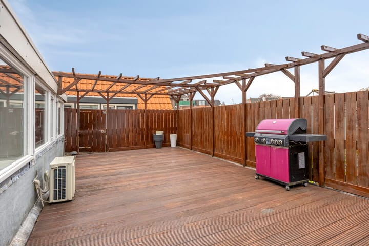 Photo 26 of Oranjestraat 15-A