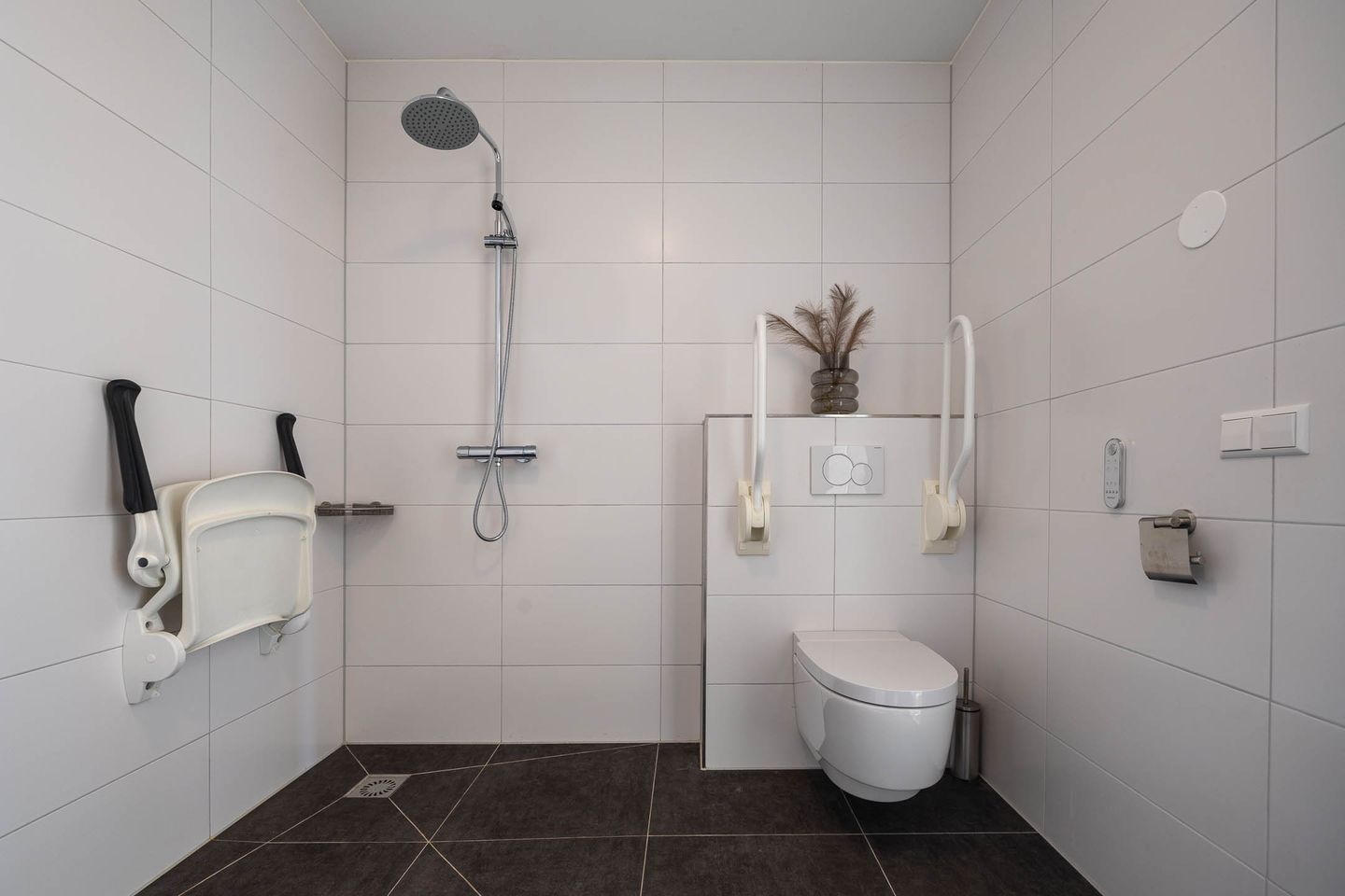 Foto 19 van Nieuwveenseweg 4