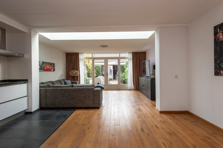 Photo 11 of Doesburgstraat 92