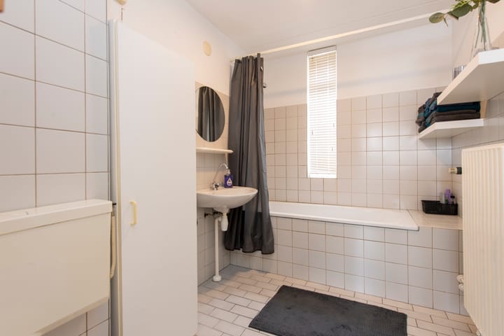 Photo 22 of Doesburgstraat 92