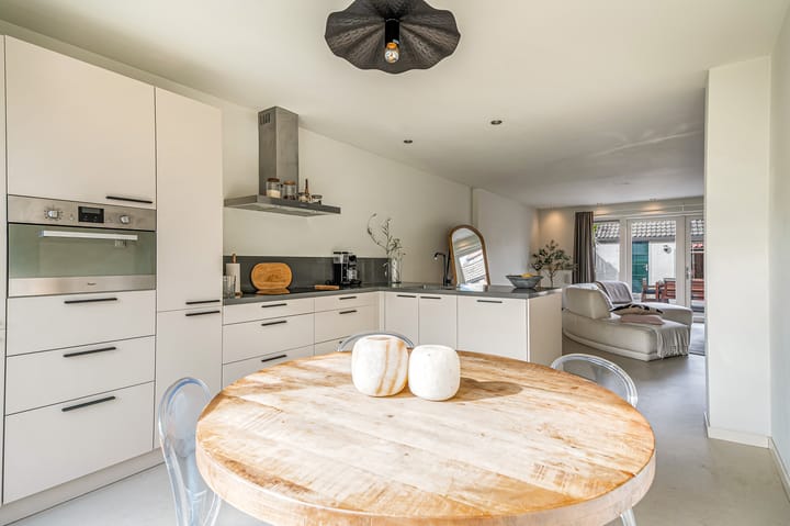 Photo 11 of Dr. Kuyperlaan 40