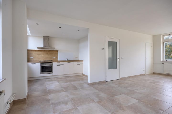 Foto 17 van Peter Huyssenslaan 36