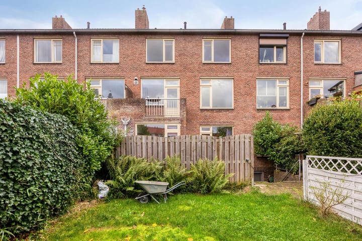 Foto 38 van Peter Huyssenslaan 36