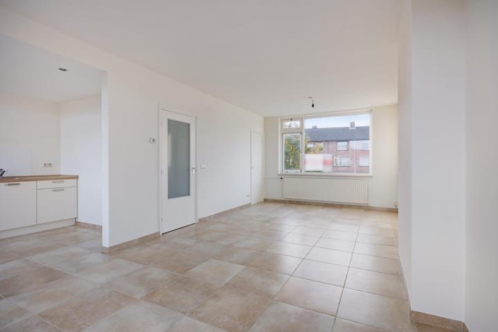 Foto 15 van Peter Huyssenslaan 36