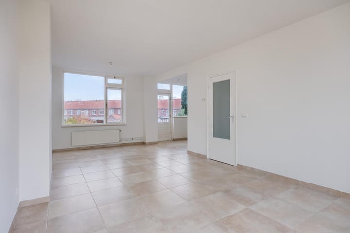 Foto 16 van Peter Huyssenslaan 36