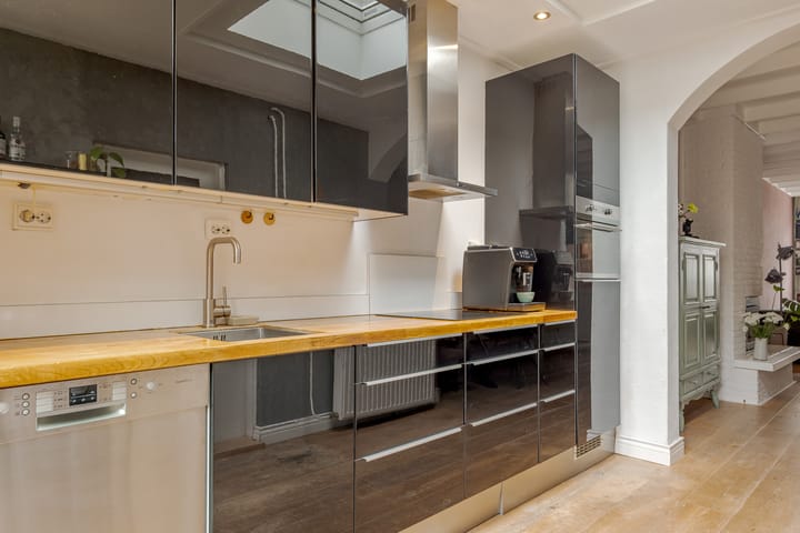 Foto 17 van Thomas a Kempisstraat 56